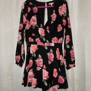 Gianni Bini Floral Romper Size Medium